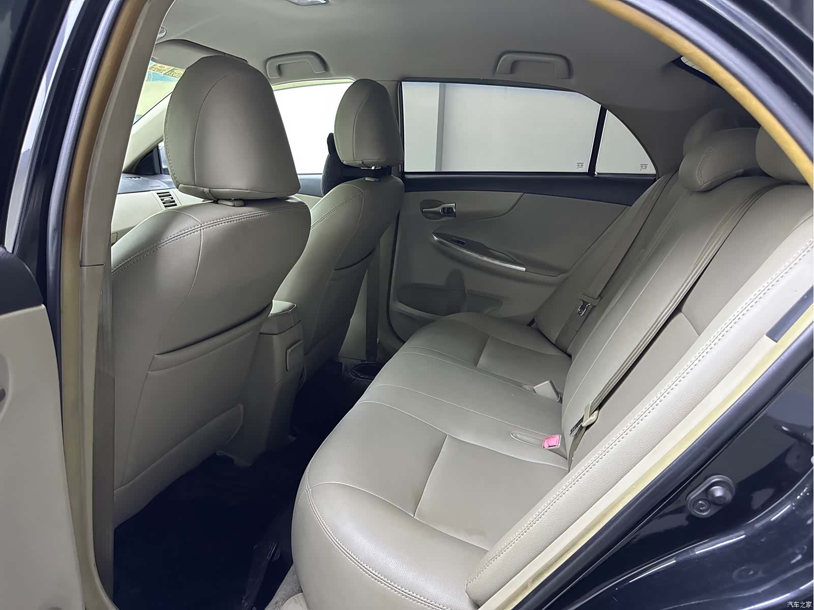Toyota Corolla, 2013 9