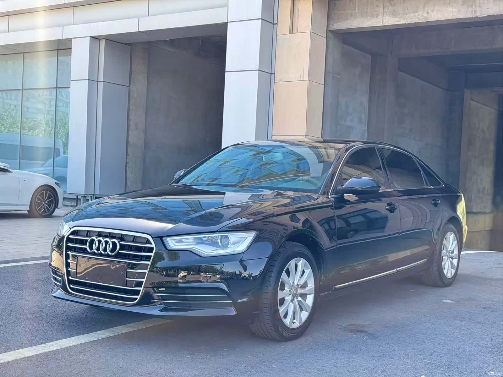 Audi A6L, 2014 1