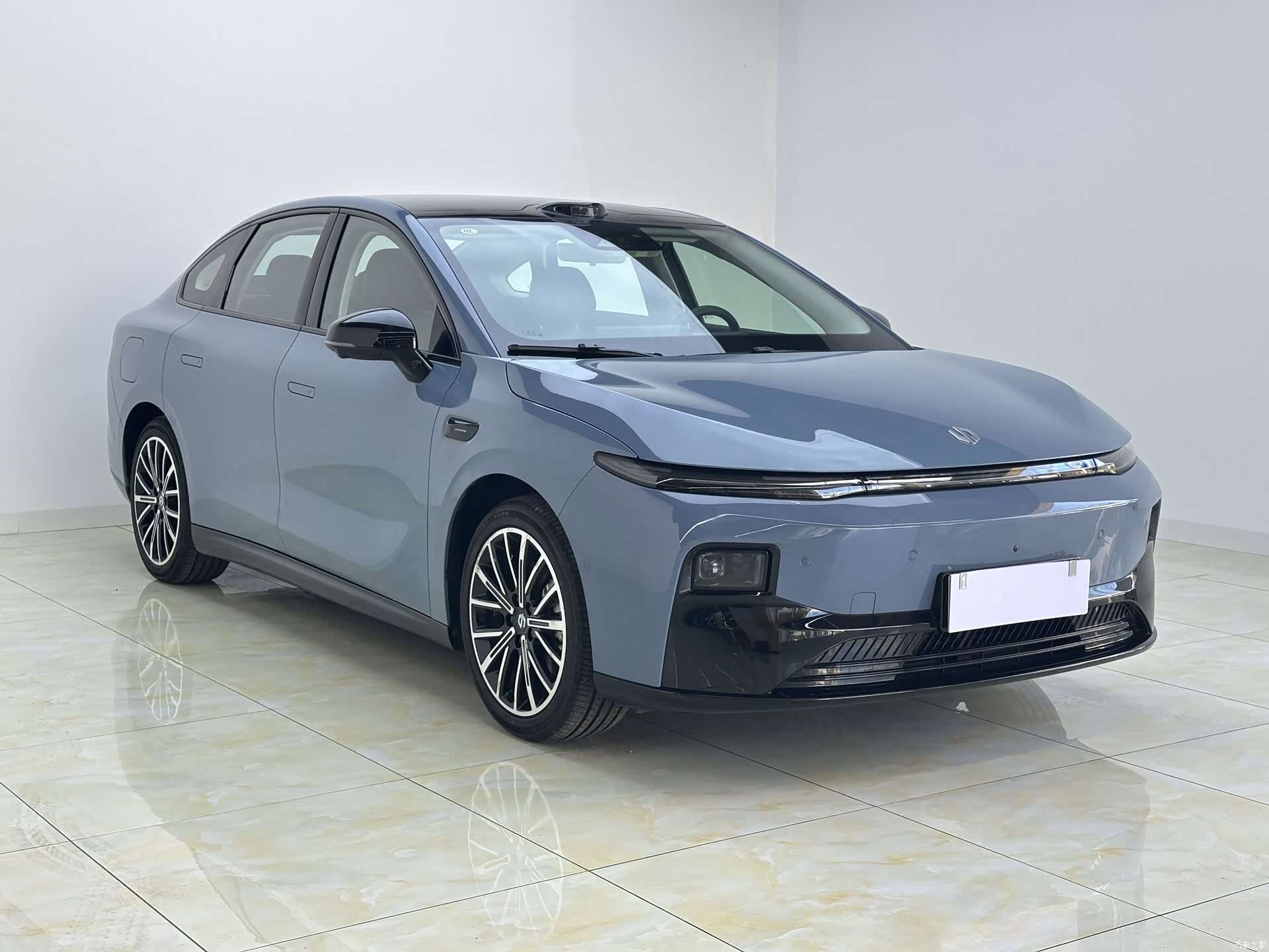 Leapmotor B01, 2025 3