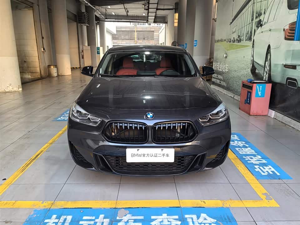 BMW X2