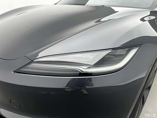 Tesla Model 3, 2024 9