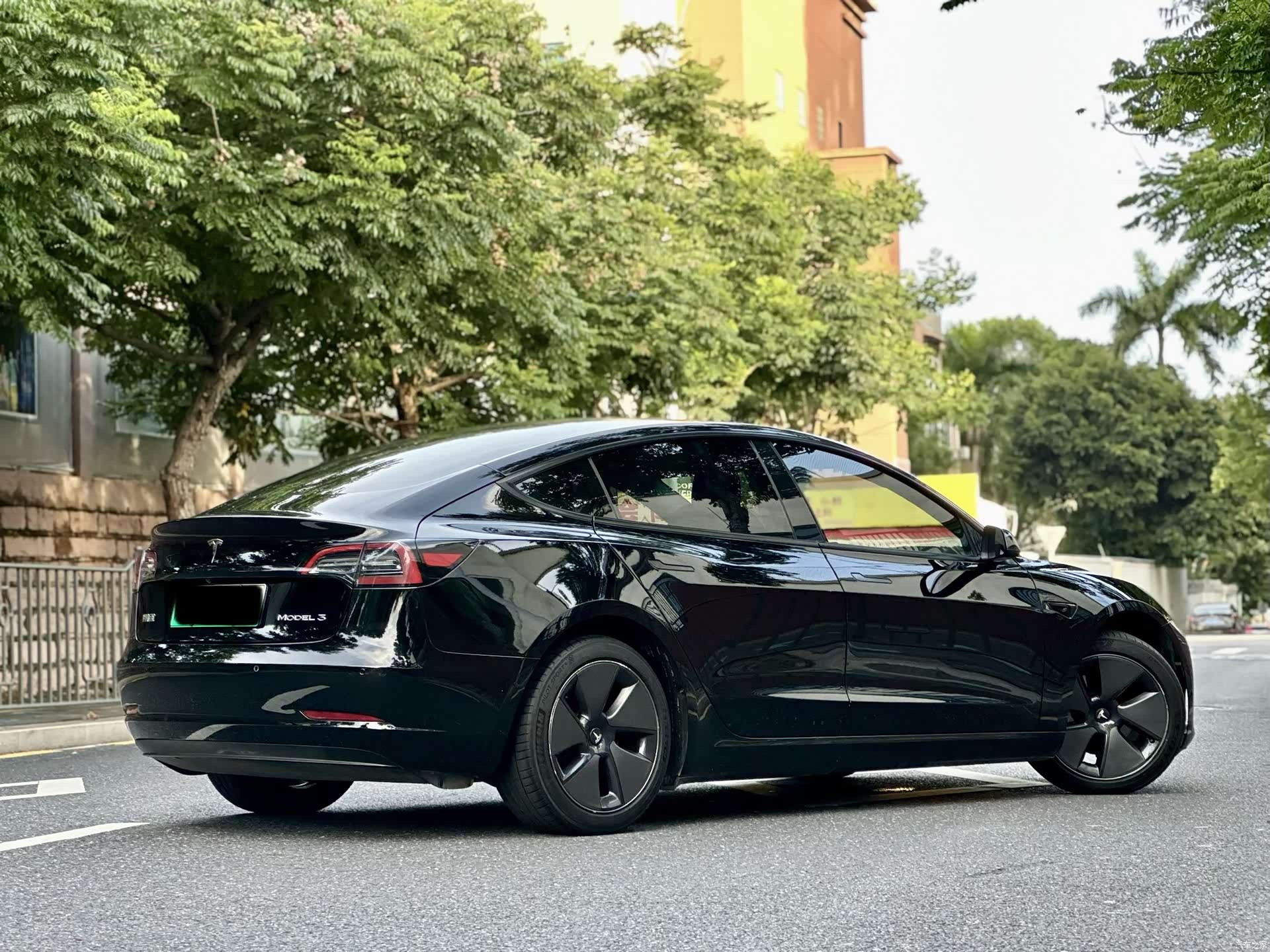 Tesla Model 3, 2022 7