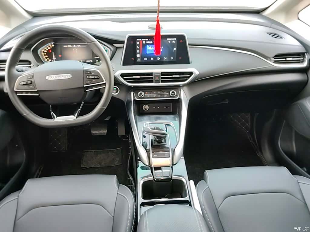 Maxus 5, 2024 10