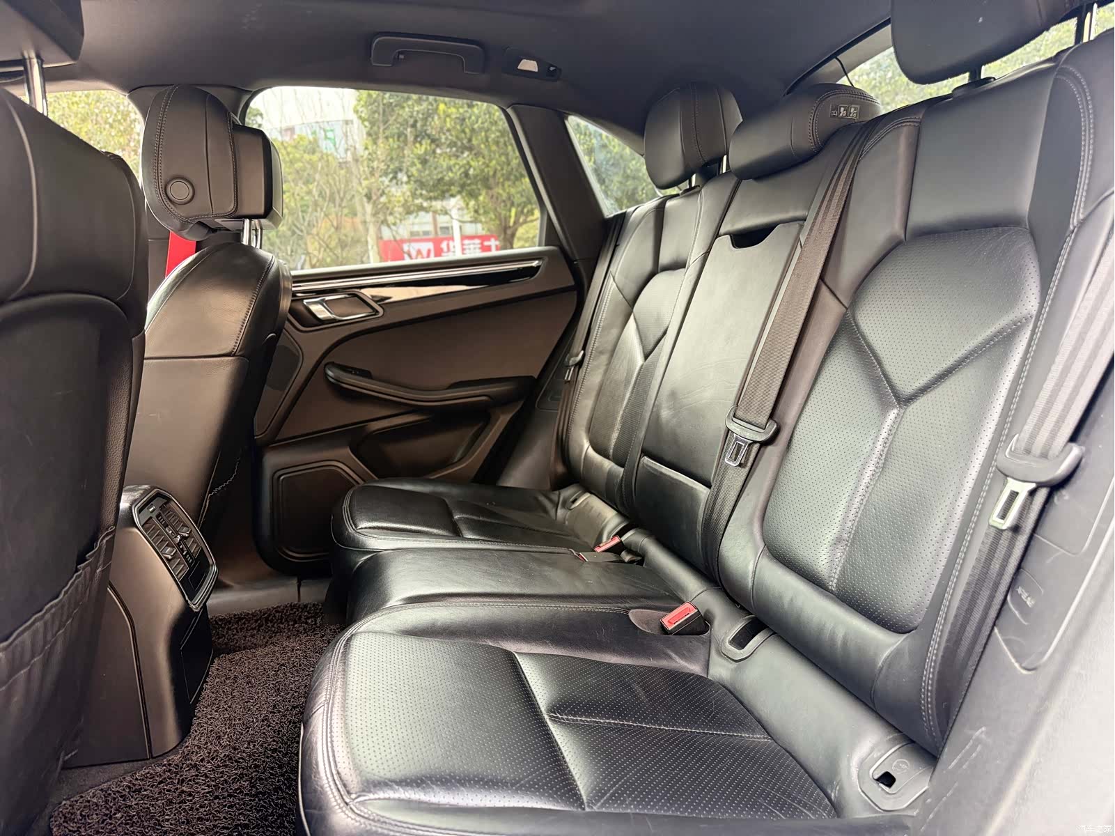 Porsche Macan, 2015 11