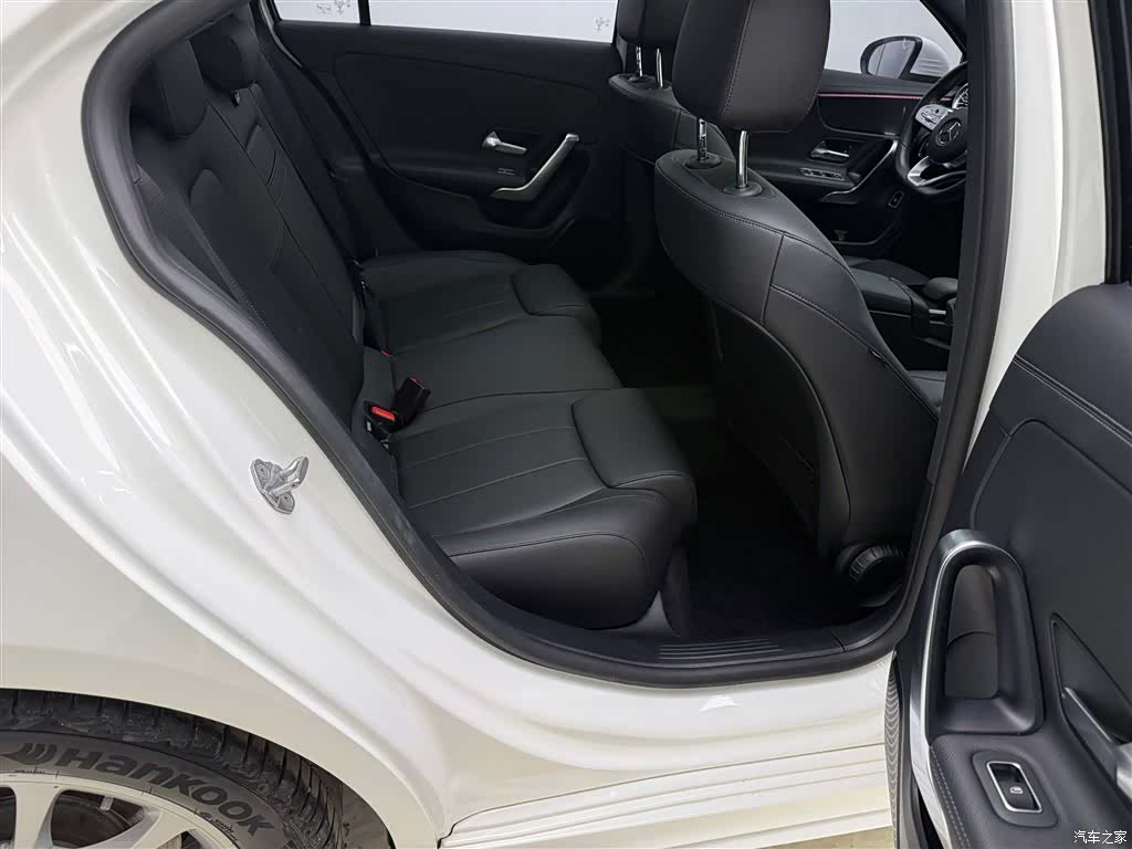 Mercedes-Benz A-Class, 2022 9