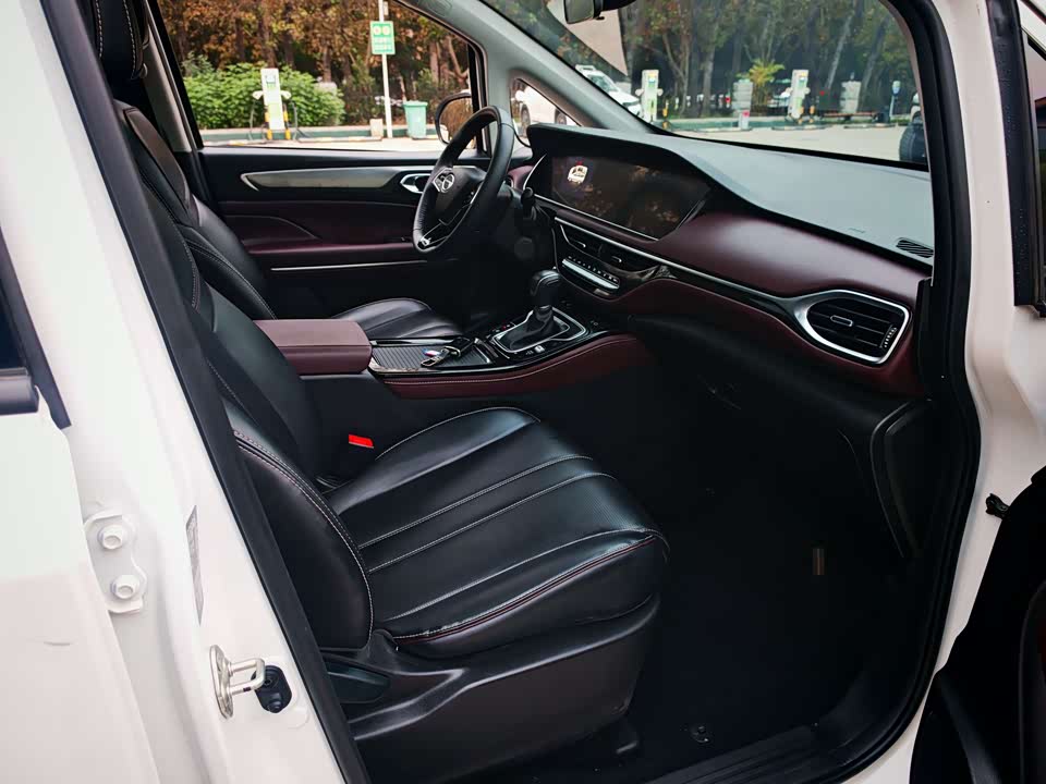 Trumpchi Trumpchi M6