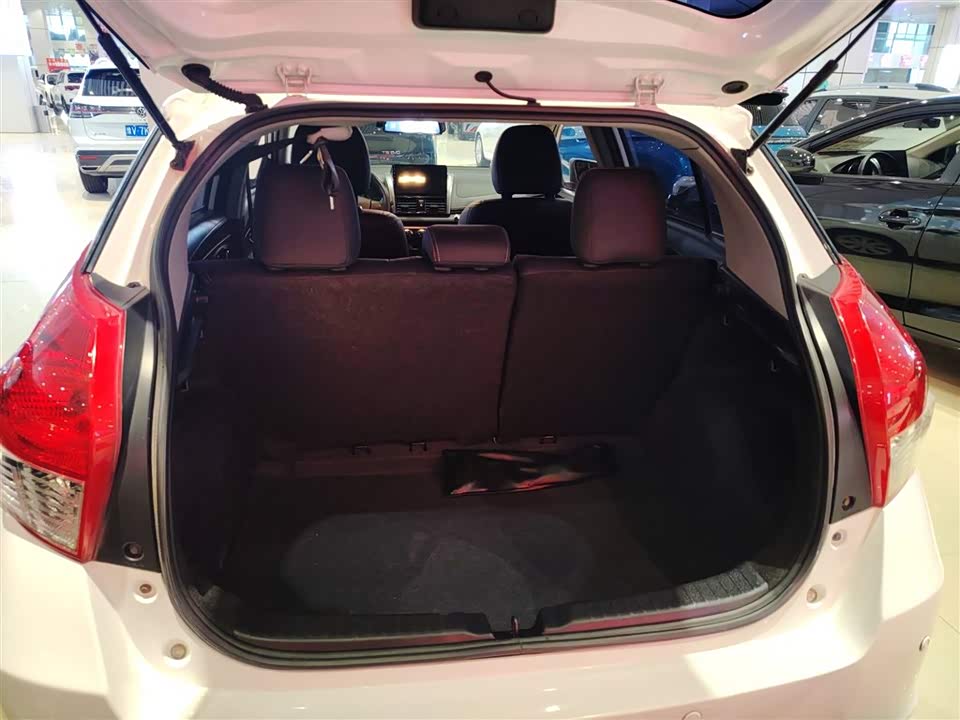 Toyota YARiS L Zhixuan