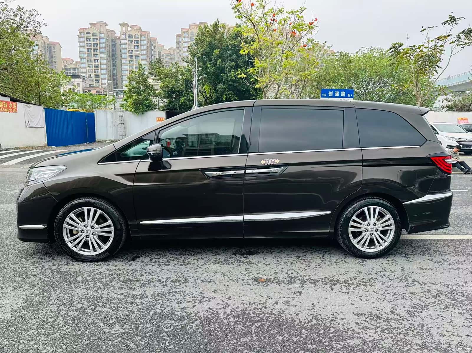 Honda Elysion, 2017 все фото