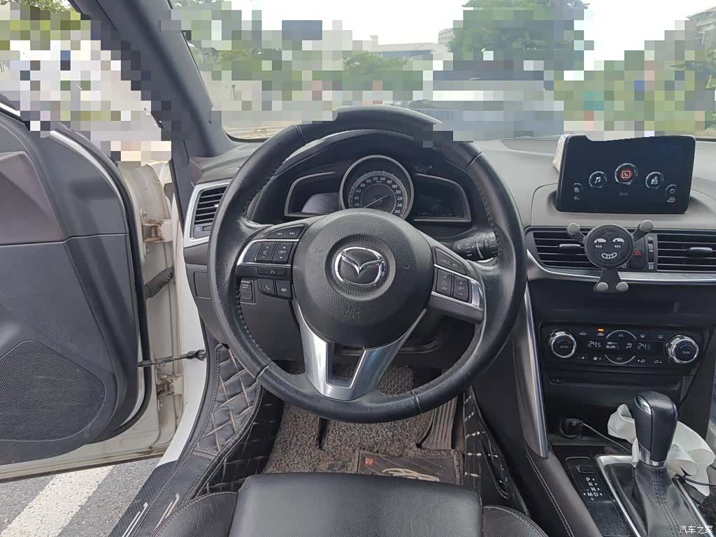 Mazda CX-4, 2017 3