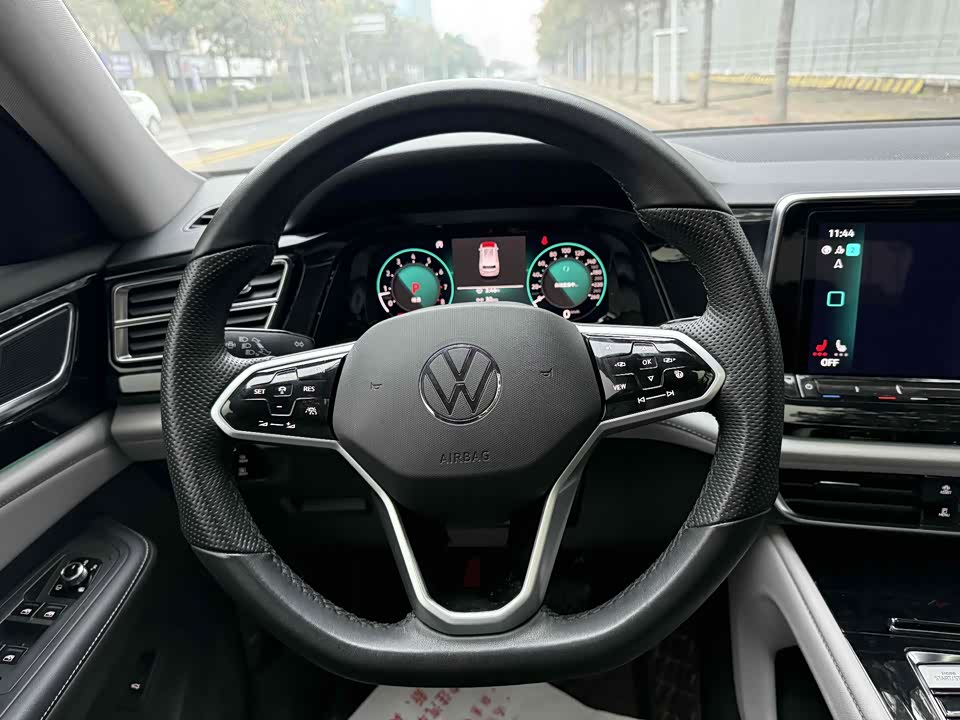 Volkswagen Tourang