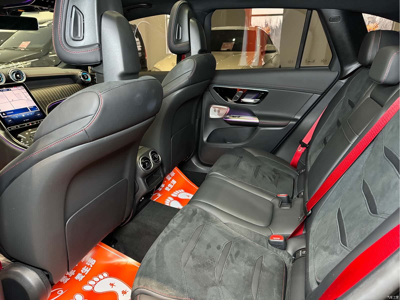 Mercedes-Benz GLC, 2025 8