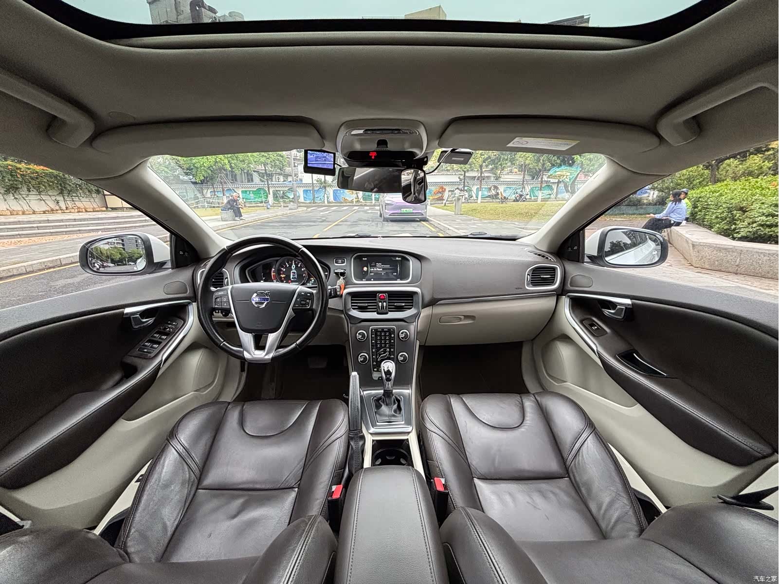 Volvo V40, 2016 10