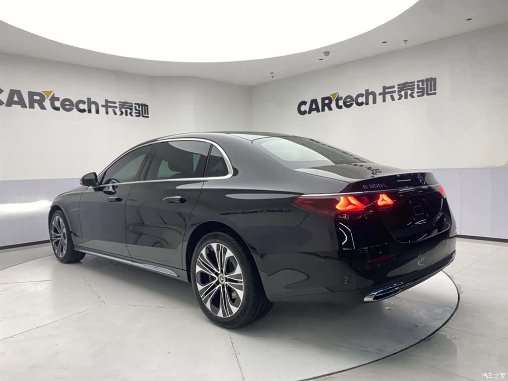 Mercedes-Benz E-Class, 2026 7