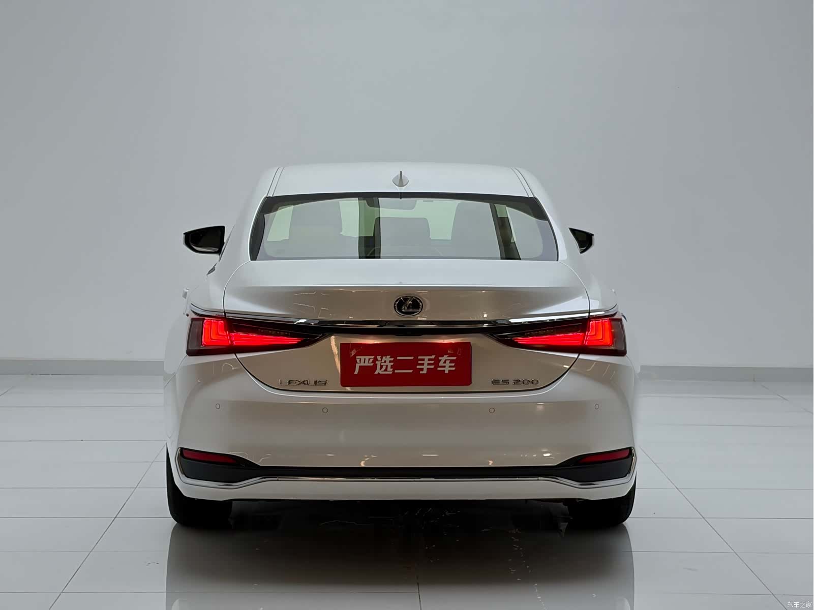 Lexus ES, 2024 8