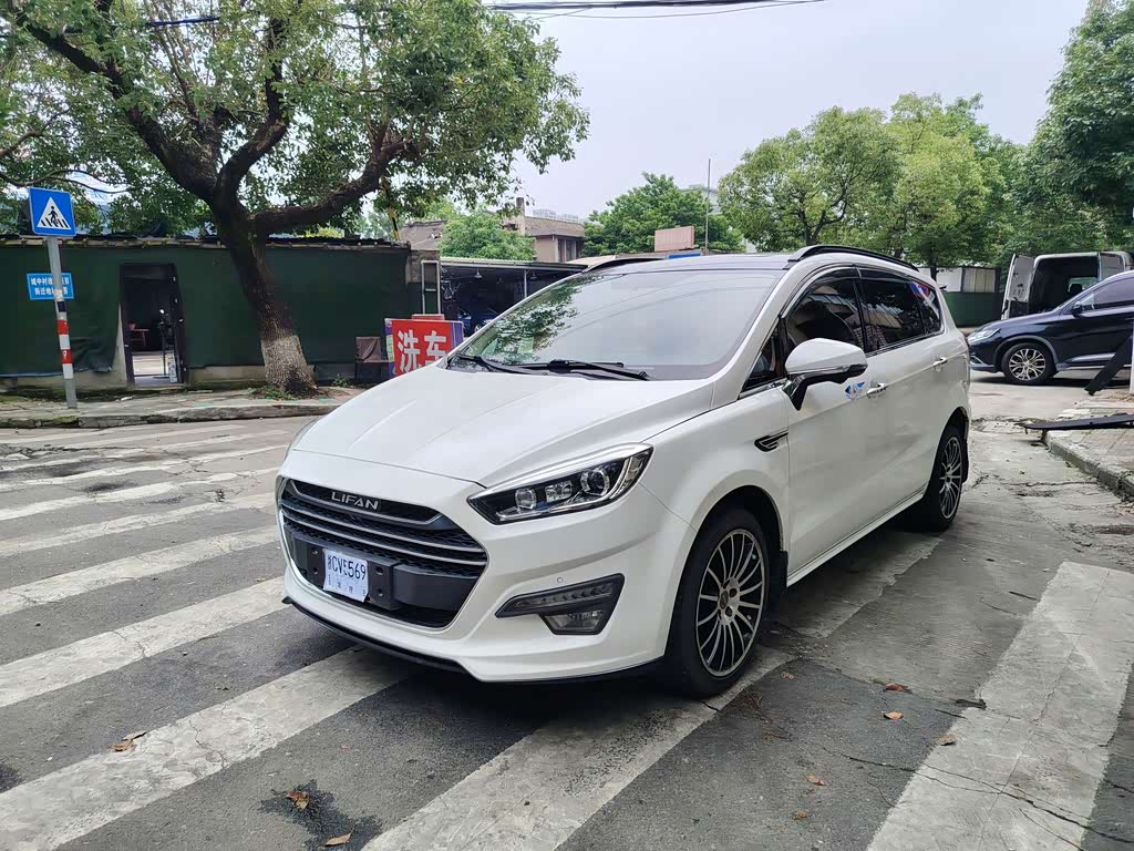力帆汽车 轩朗