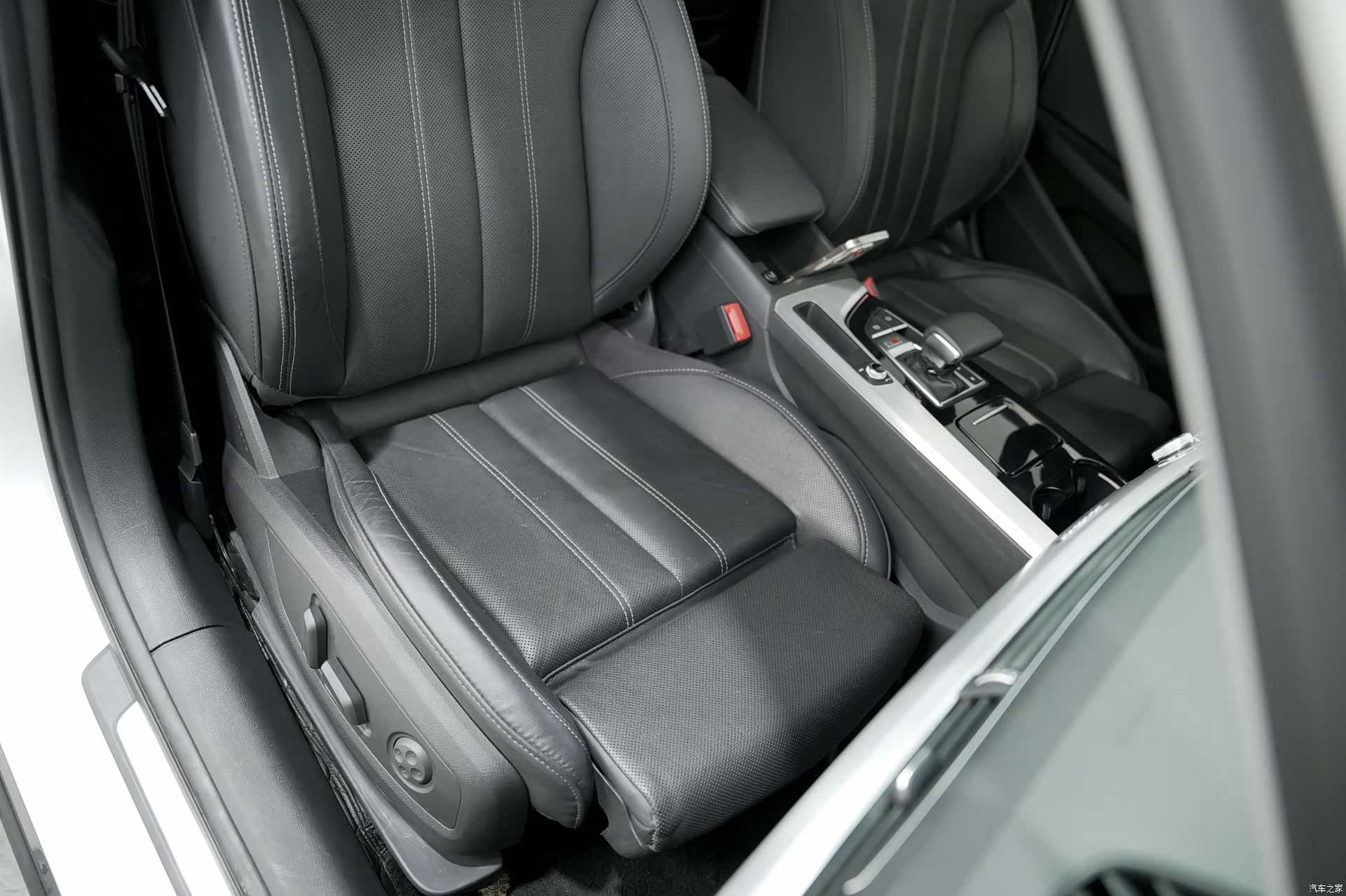 Audi A4L, 2021 13