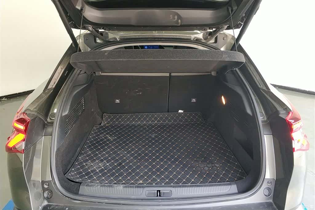 Citroen C5 X, 2023 4
