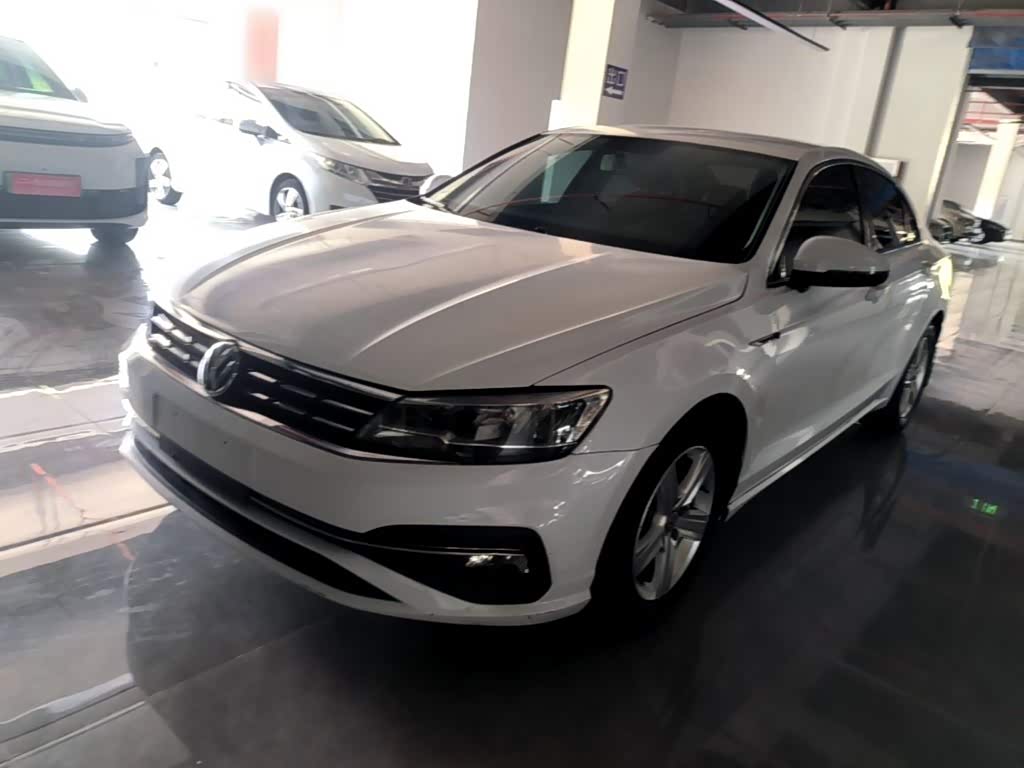 Volkswagen Lamando
