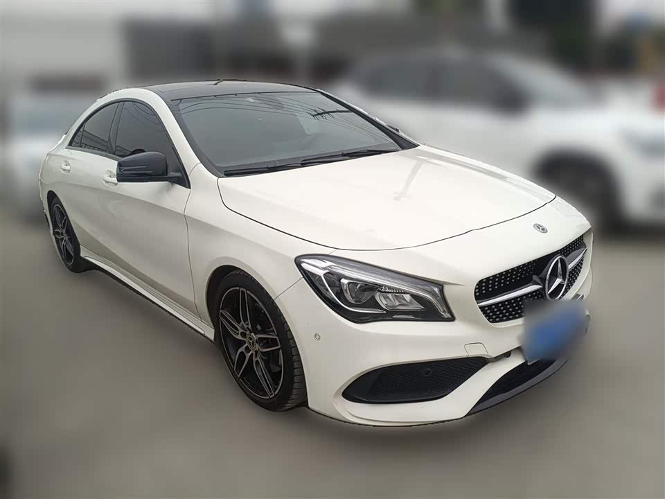 Mercedes-Benz CLA