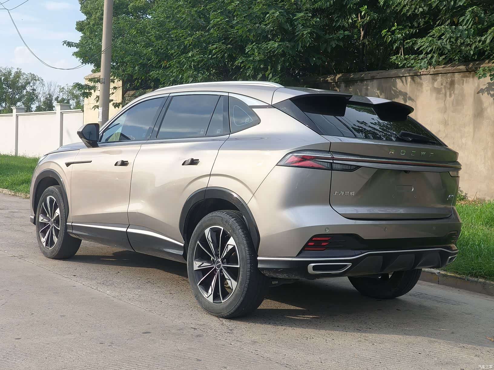 Roewe RX5, 2023 все фото
