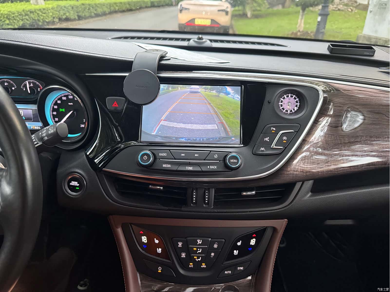 Buick Envision Plus, 2016 25