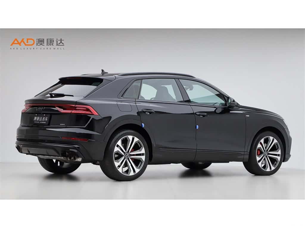 Audi Q8, 2022 3