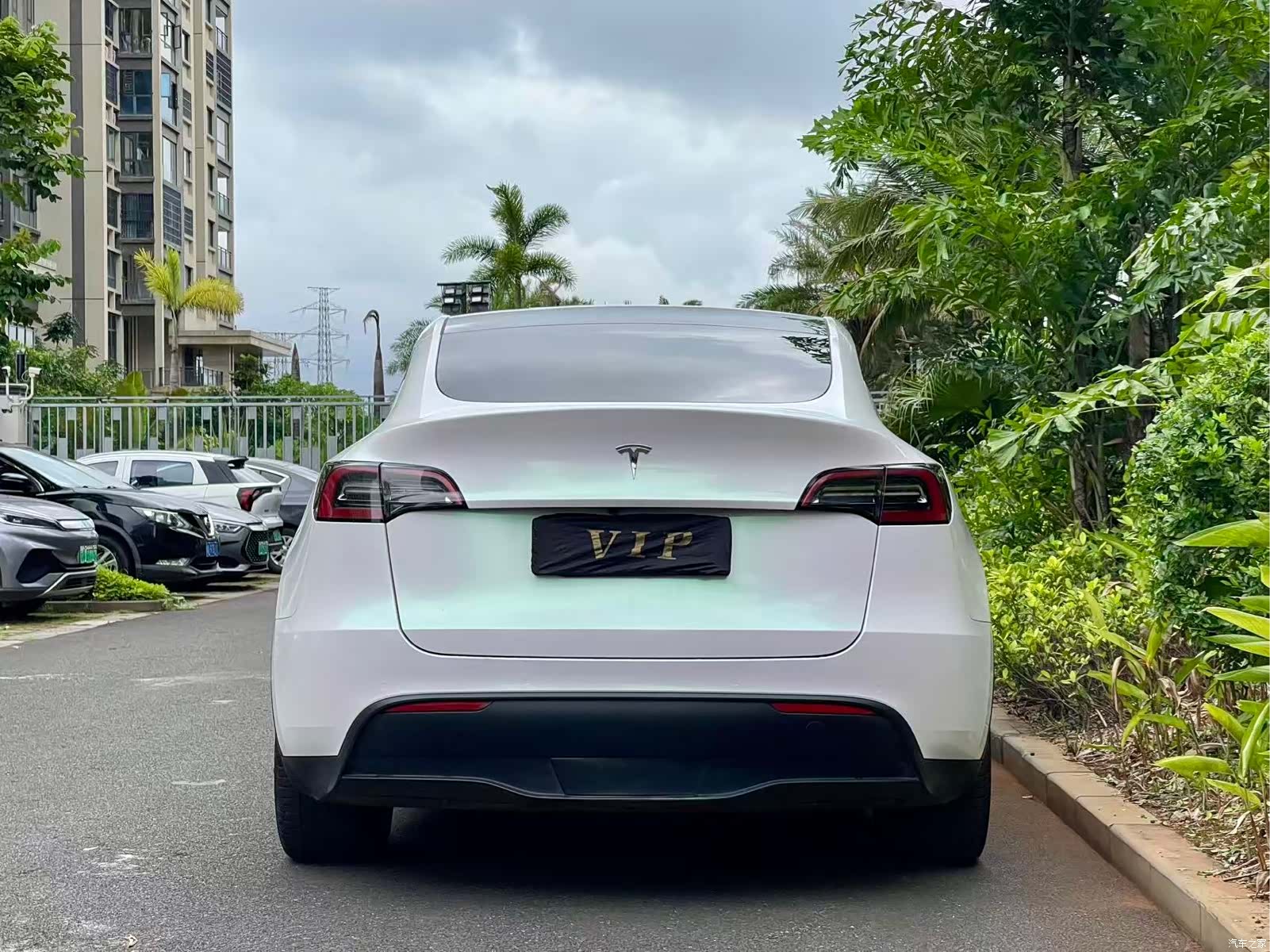 Tesla Model Y, 2021 8