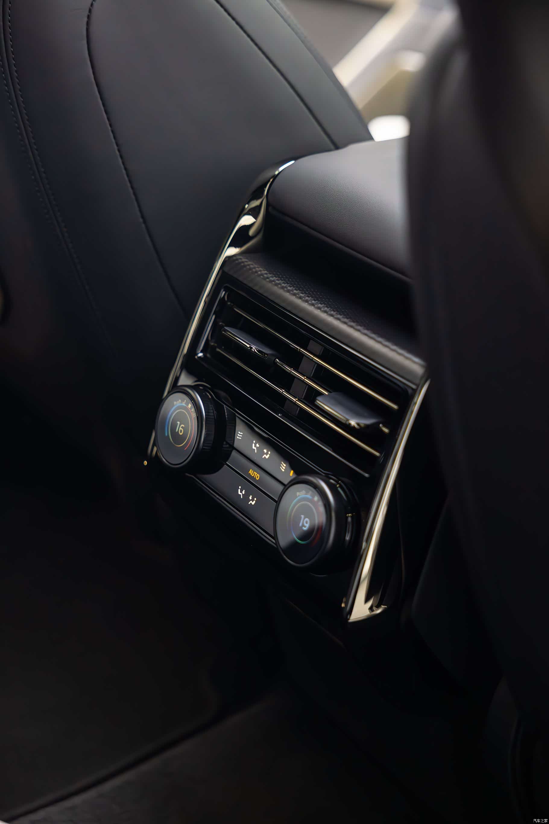 Land Rover Range Rover, 2026 27