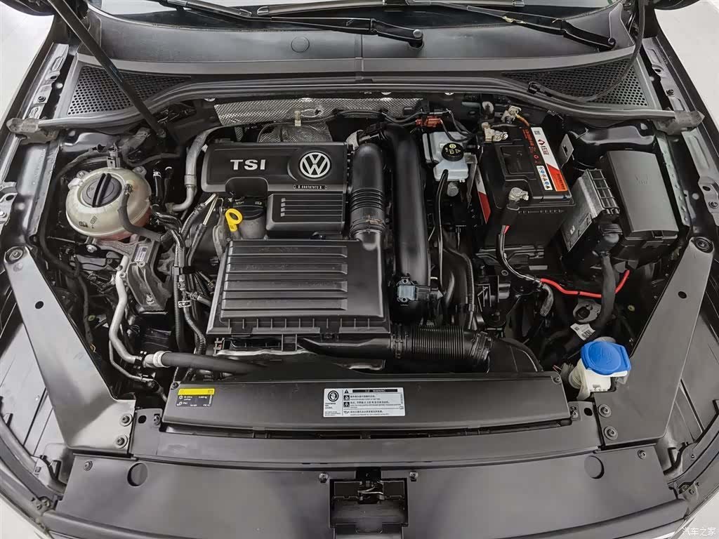 Volkswagen Magotan, 2019 6
