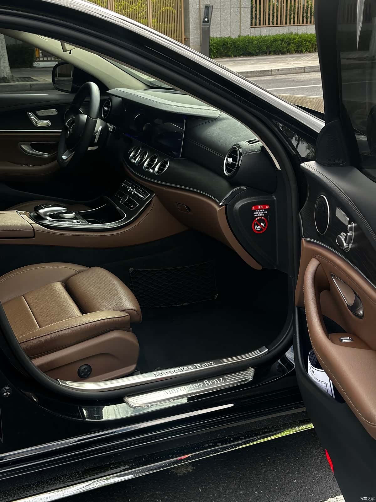 Mercedes-Benz E-Class, 2018 17