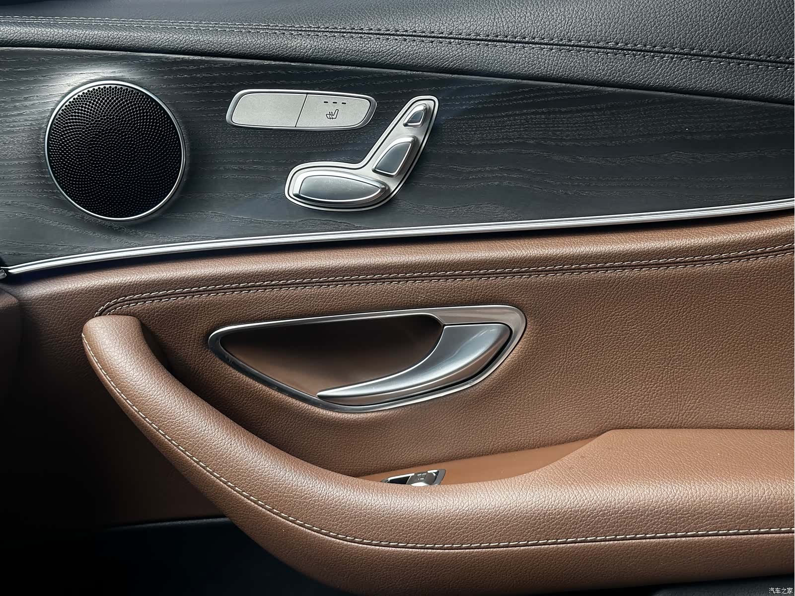 Mercedes-Benz E-Class, 2018 16
