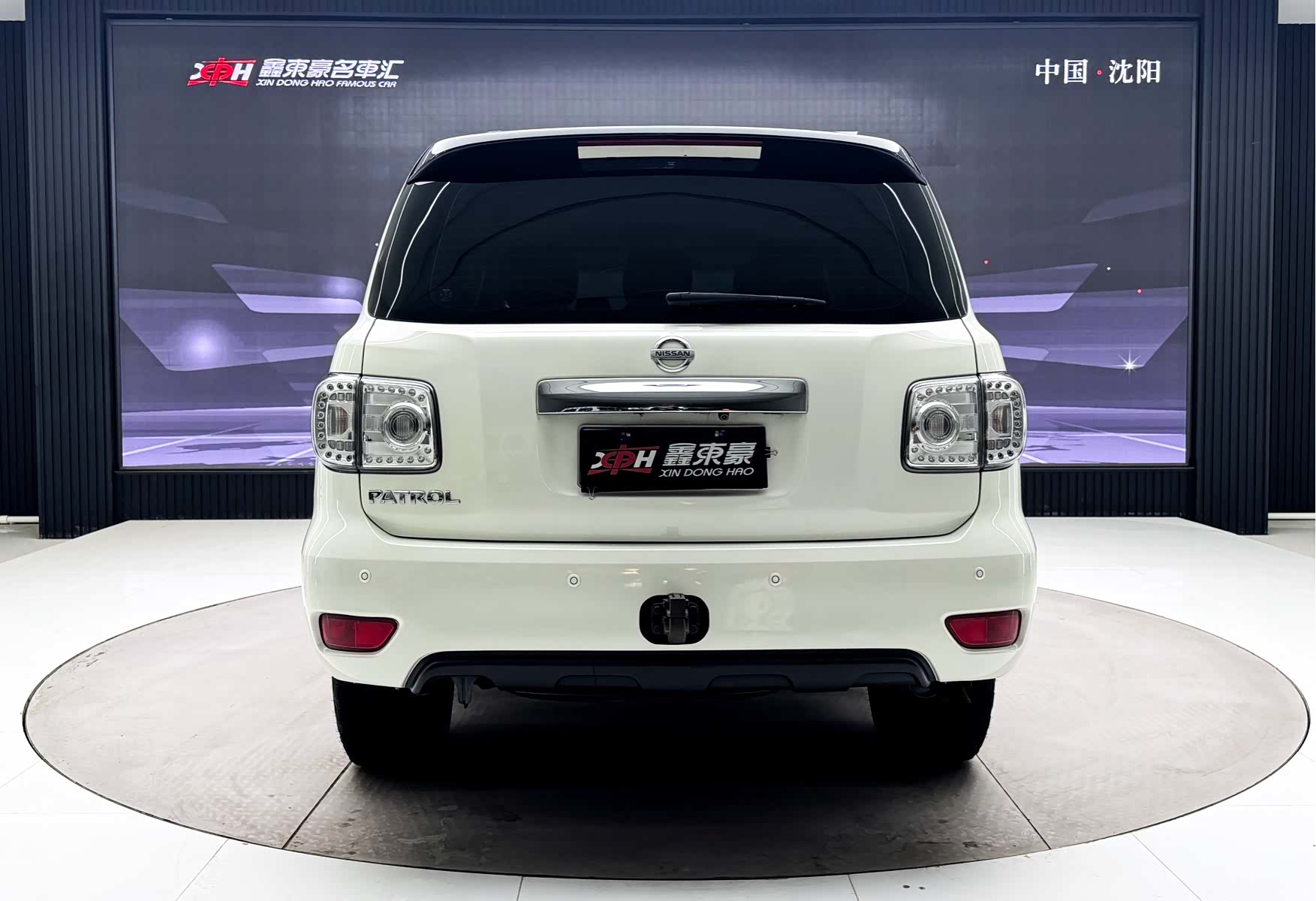 Nissan Patrol, 2017 7
