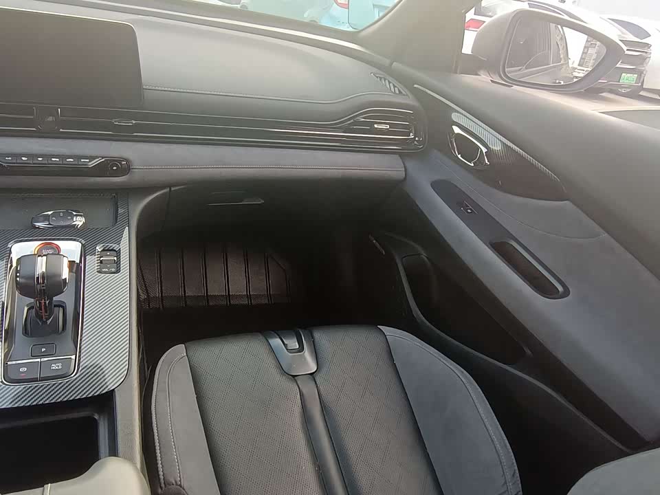 Trumpchi Shadow Leopard