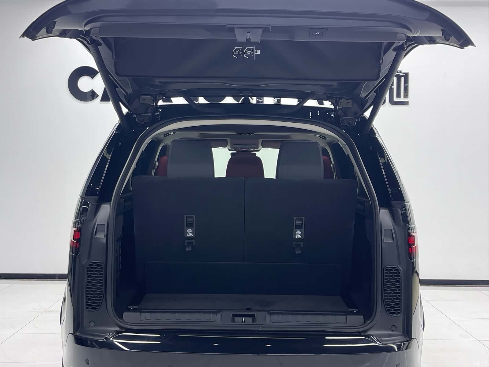 Land Rover Discovery, 2024 20