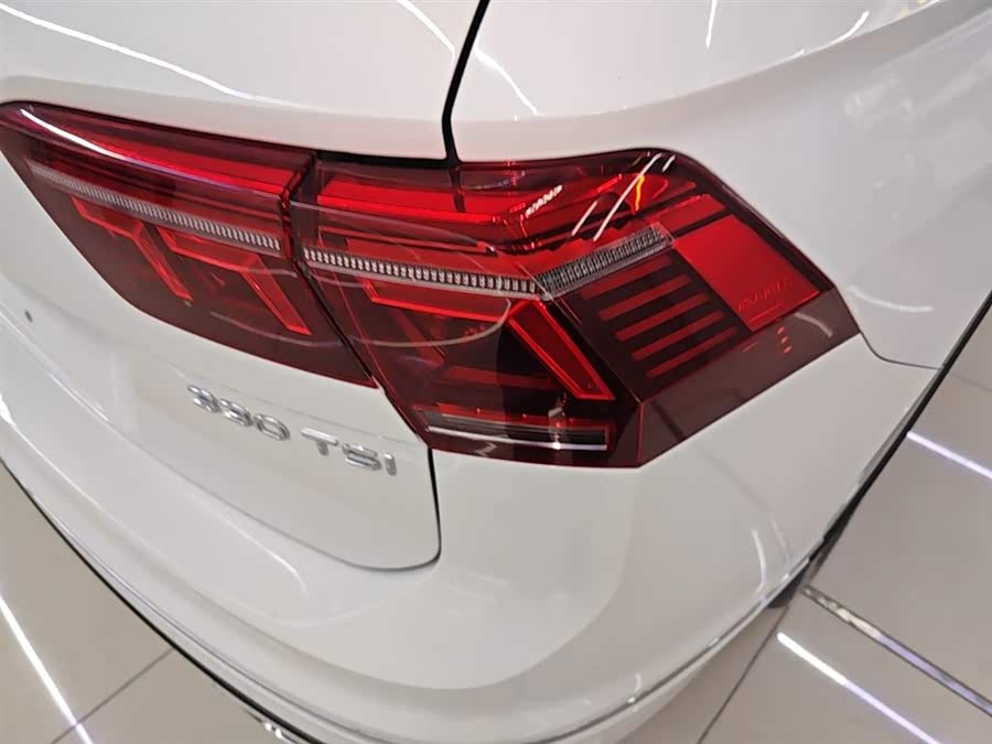 Volkswagen Tiguan L 2022, фото 8