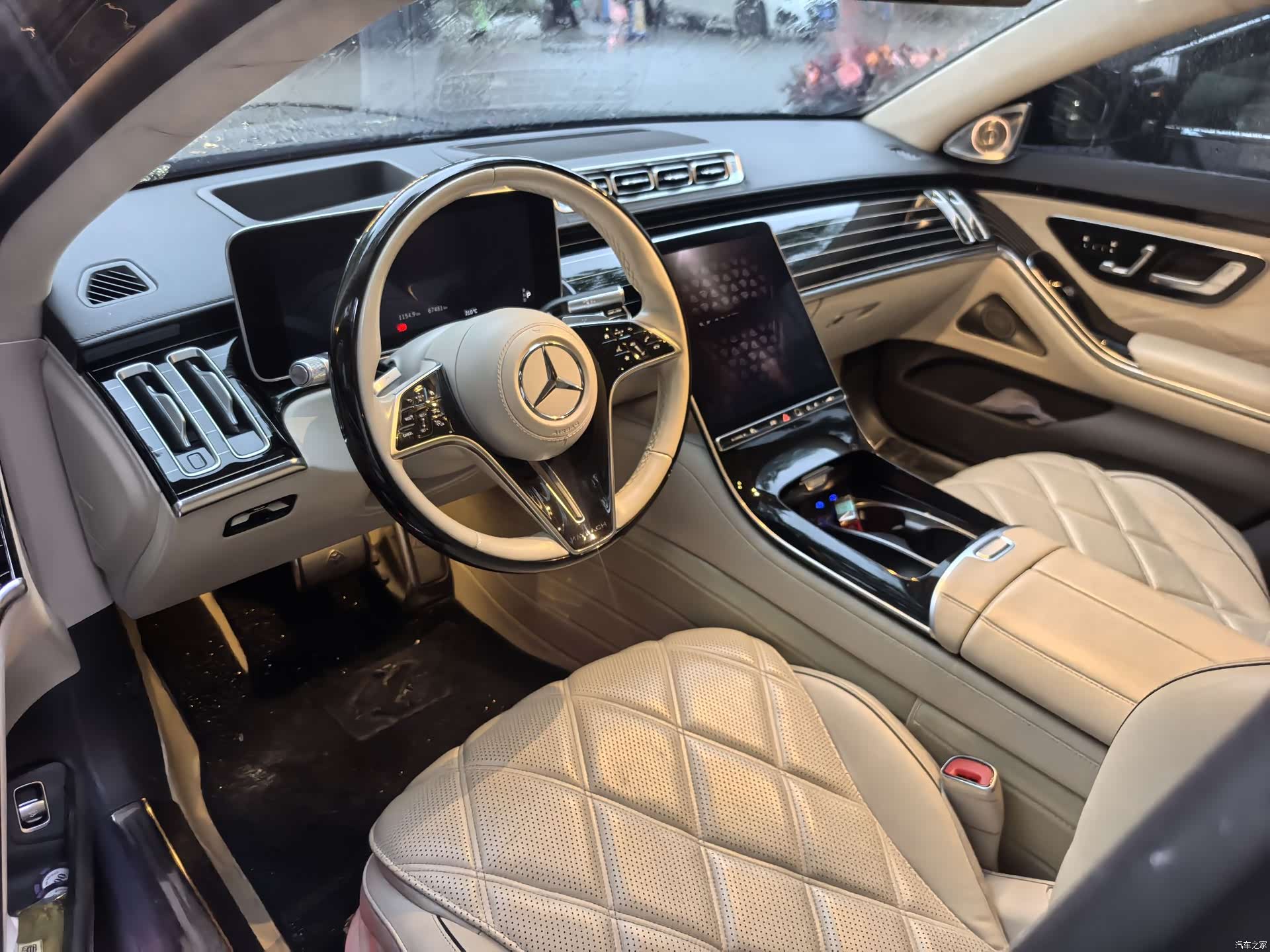 Maybach S-Class, 2023 4