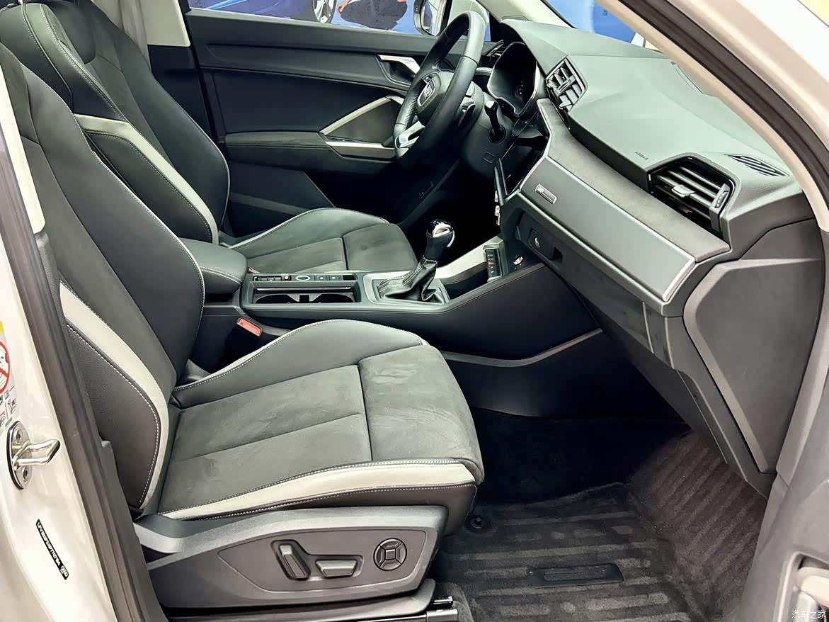 Audi Q3, 2023 9
