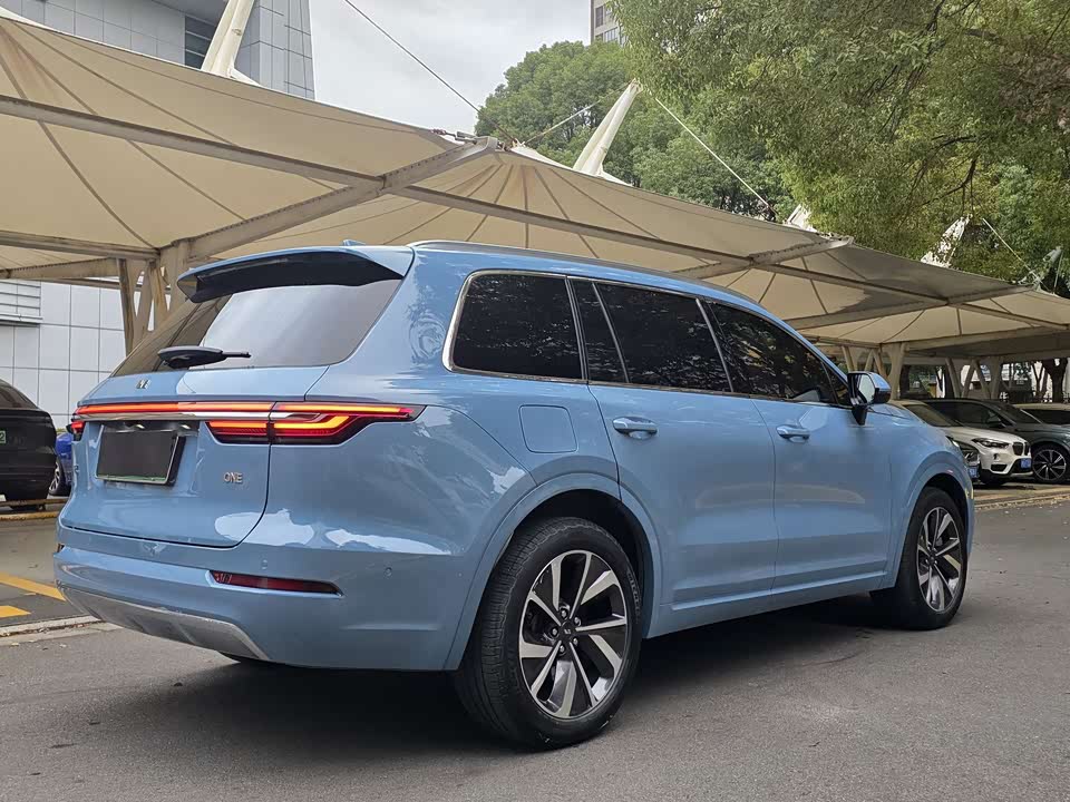 Li Auto Ideal ONE