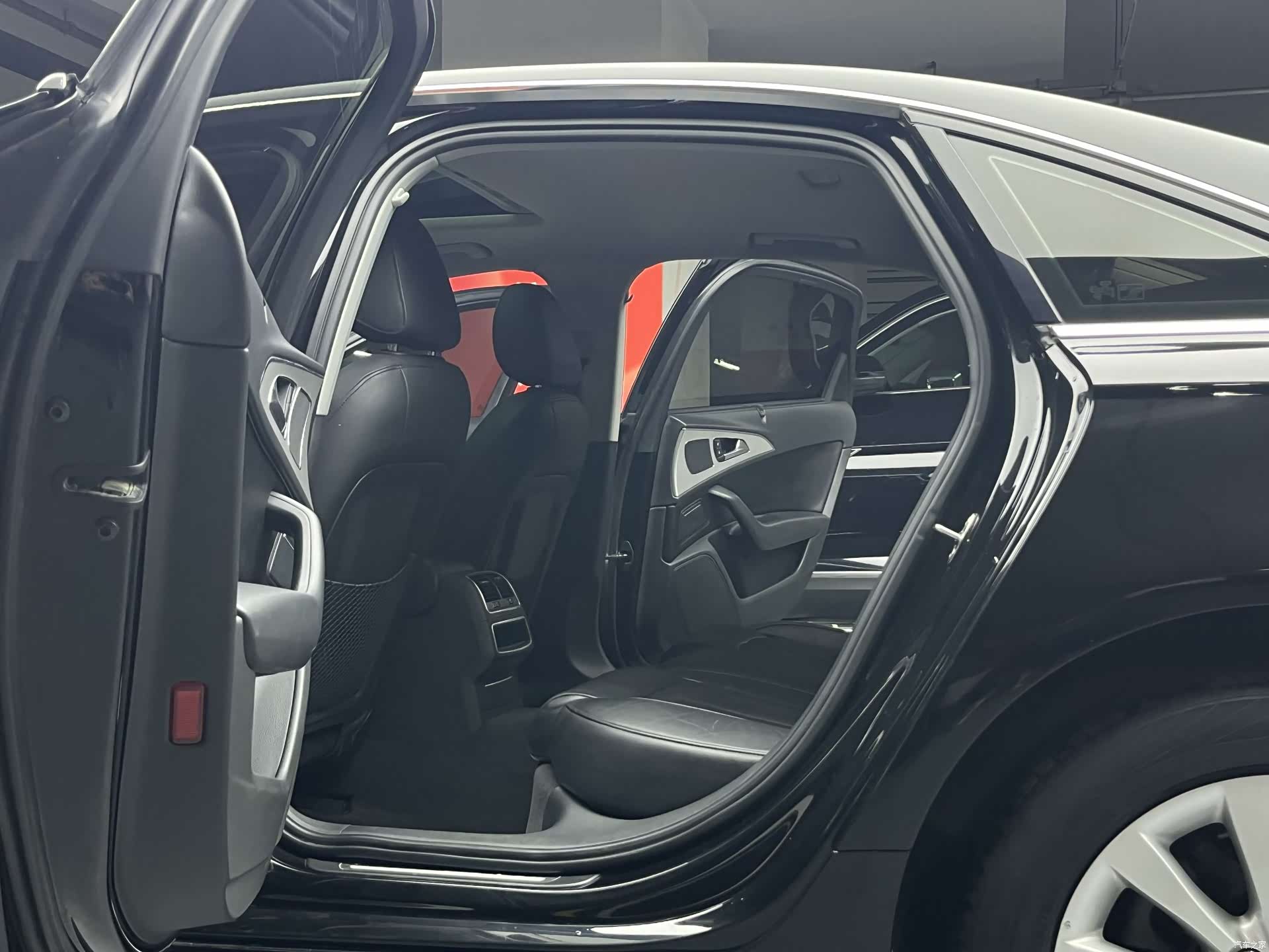 Audi A6L, 2016 13
