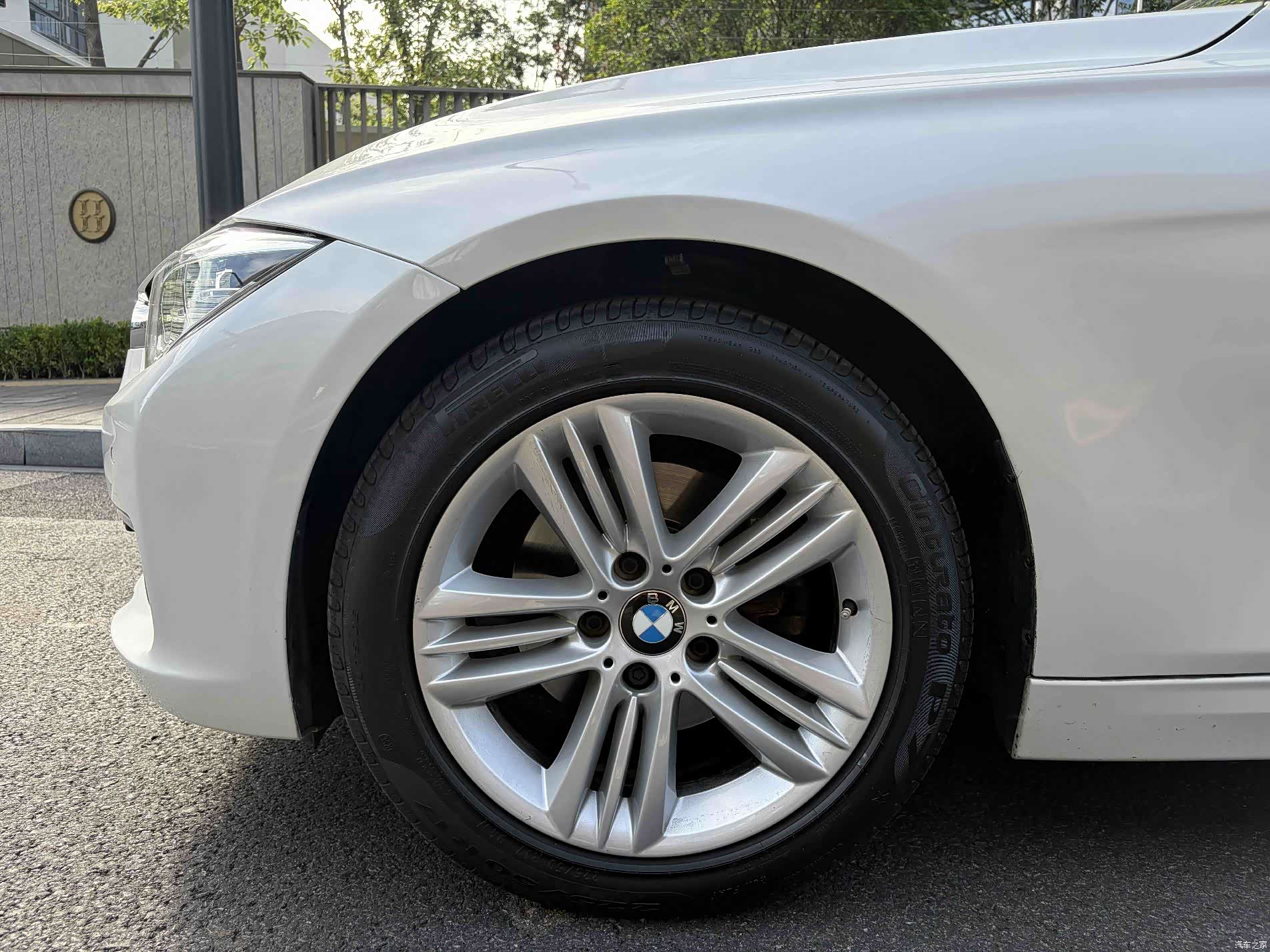 BMW 3 Series, 2017 все фото