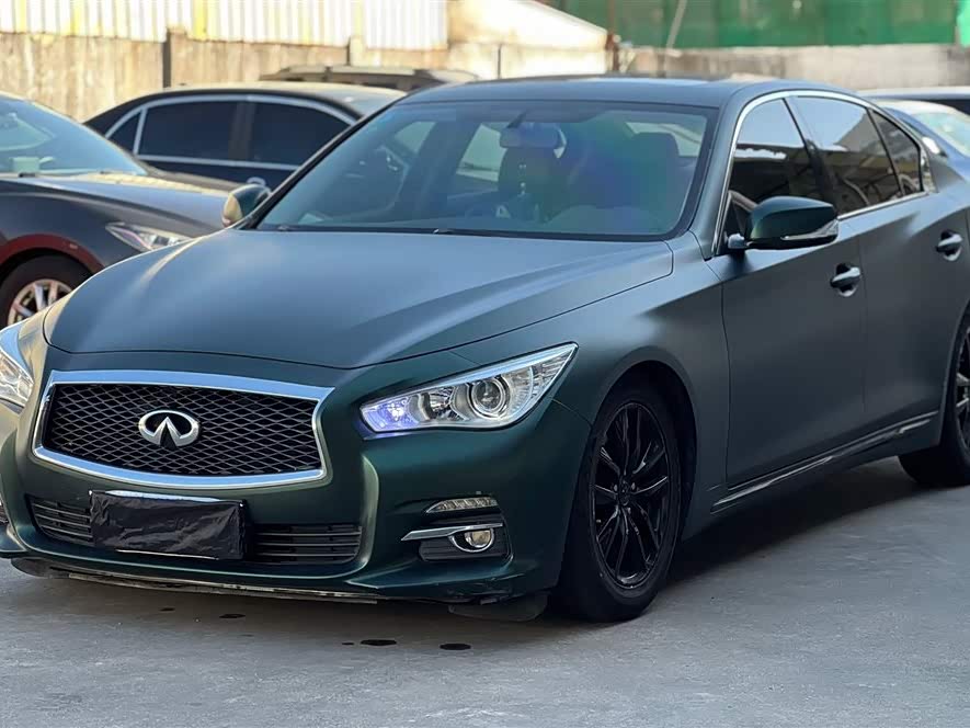 Infiniti Q50L