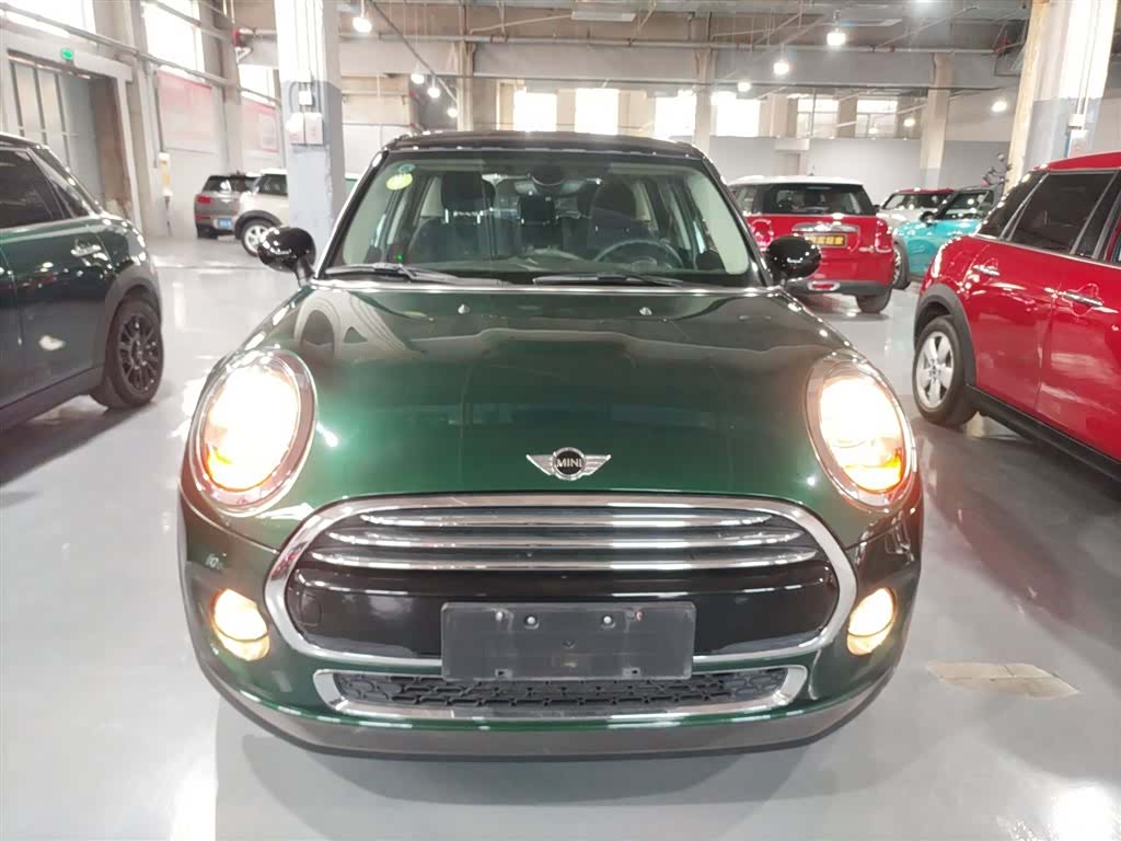 Mini Cooper, 2018 3