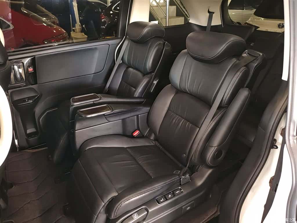 Honda Elysion, 2018 11