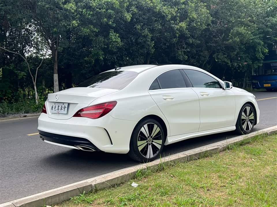 Mercedes-Benz CLA