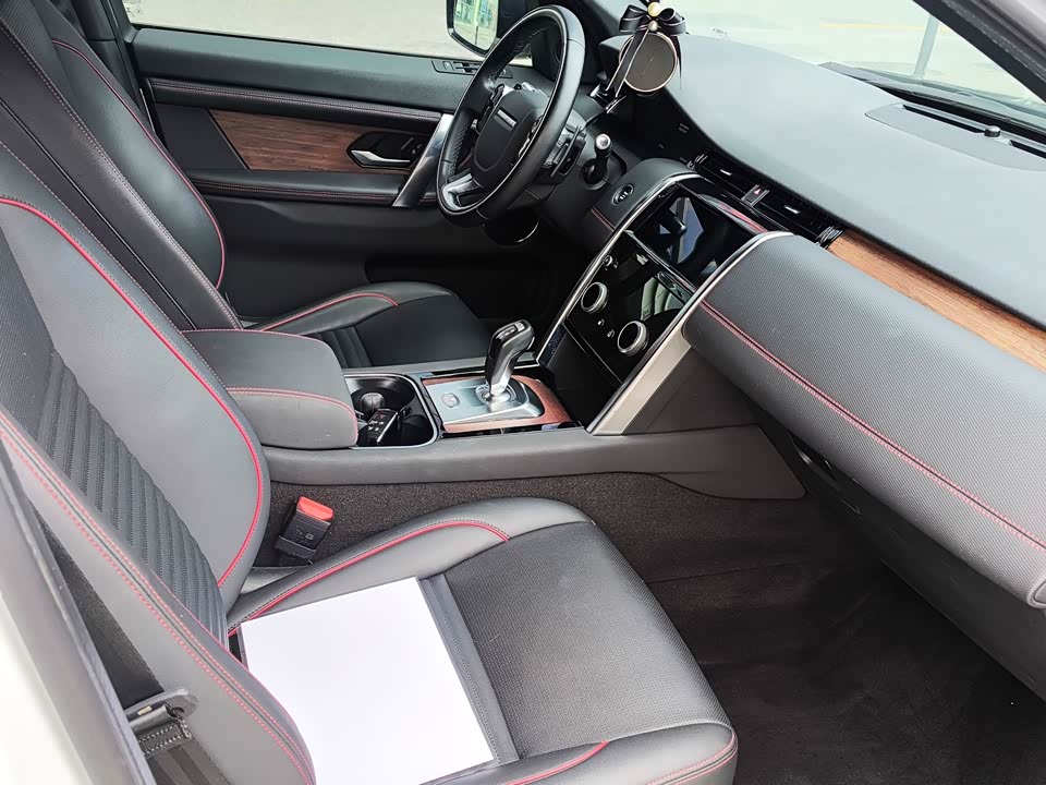 Land Rover Discover sports