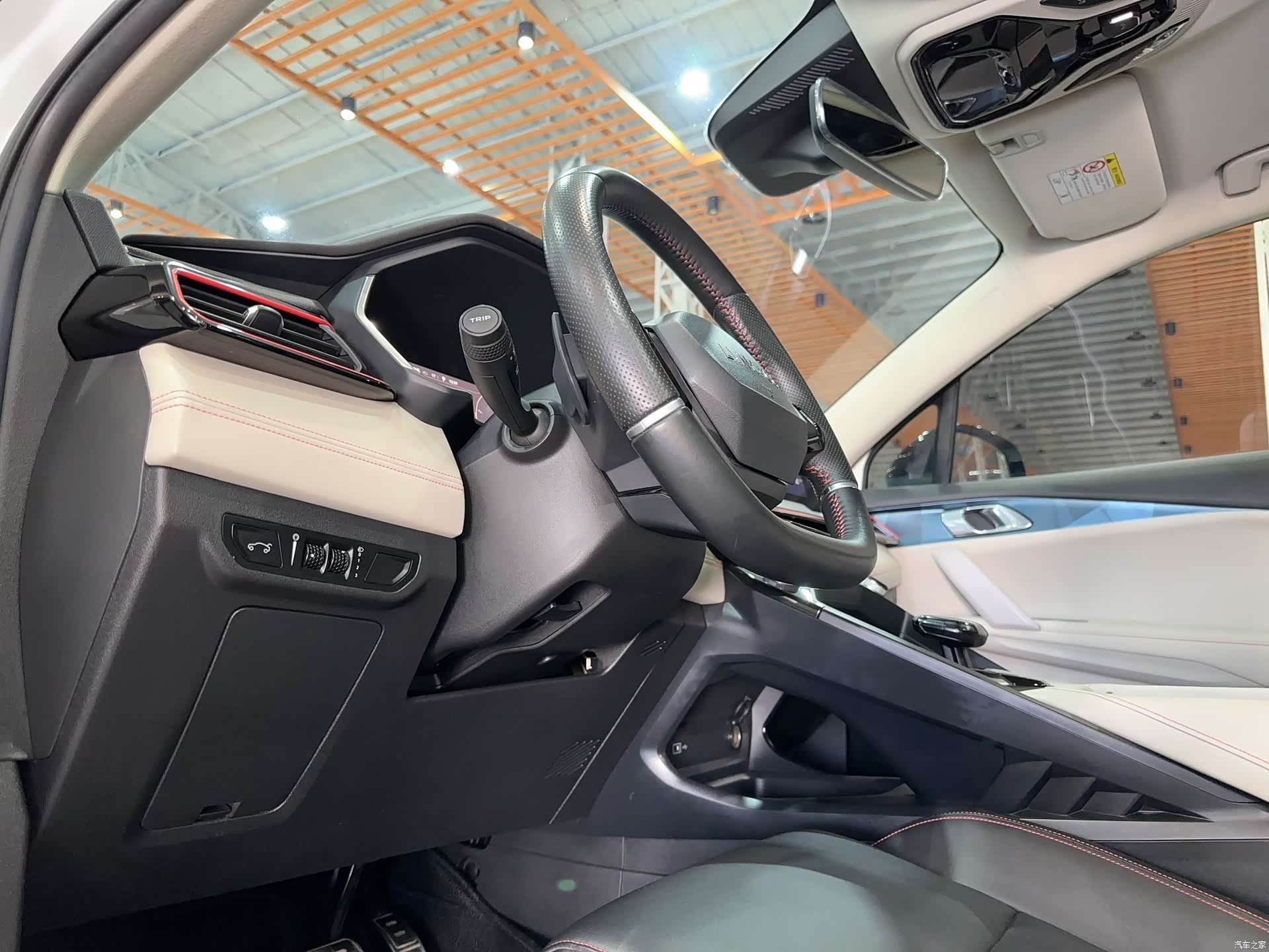 Lynk & Co 02, 2021 все фото