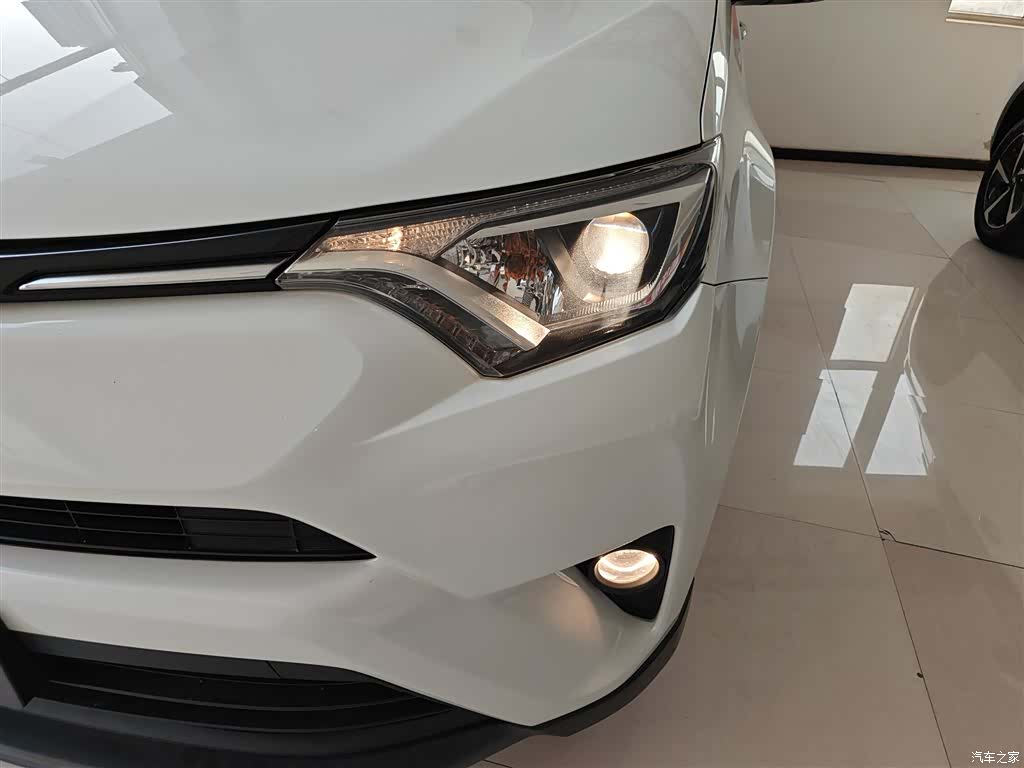 Toyota RAV4, 2018 23