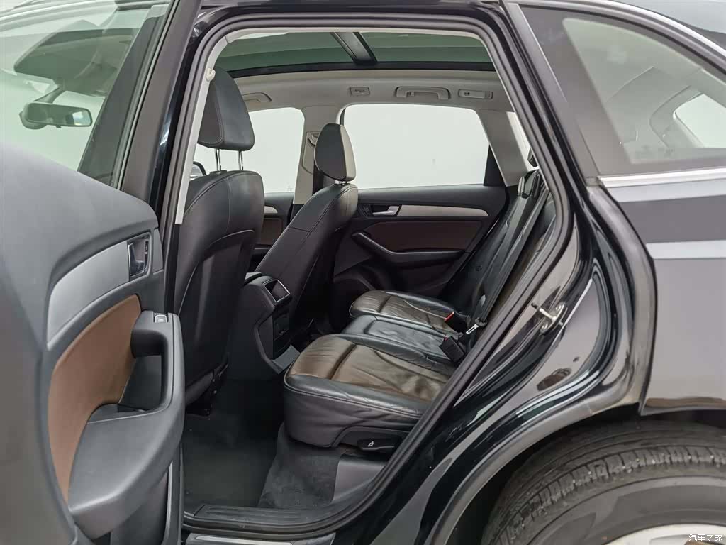 Audi Q5, 2018 15
