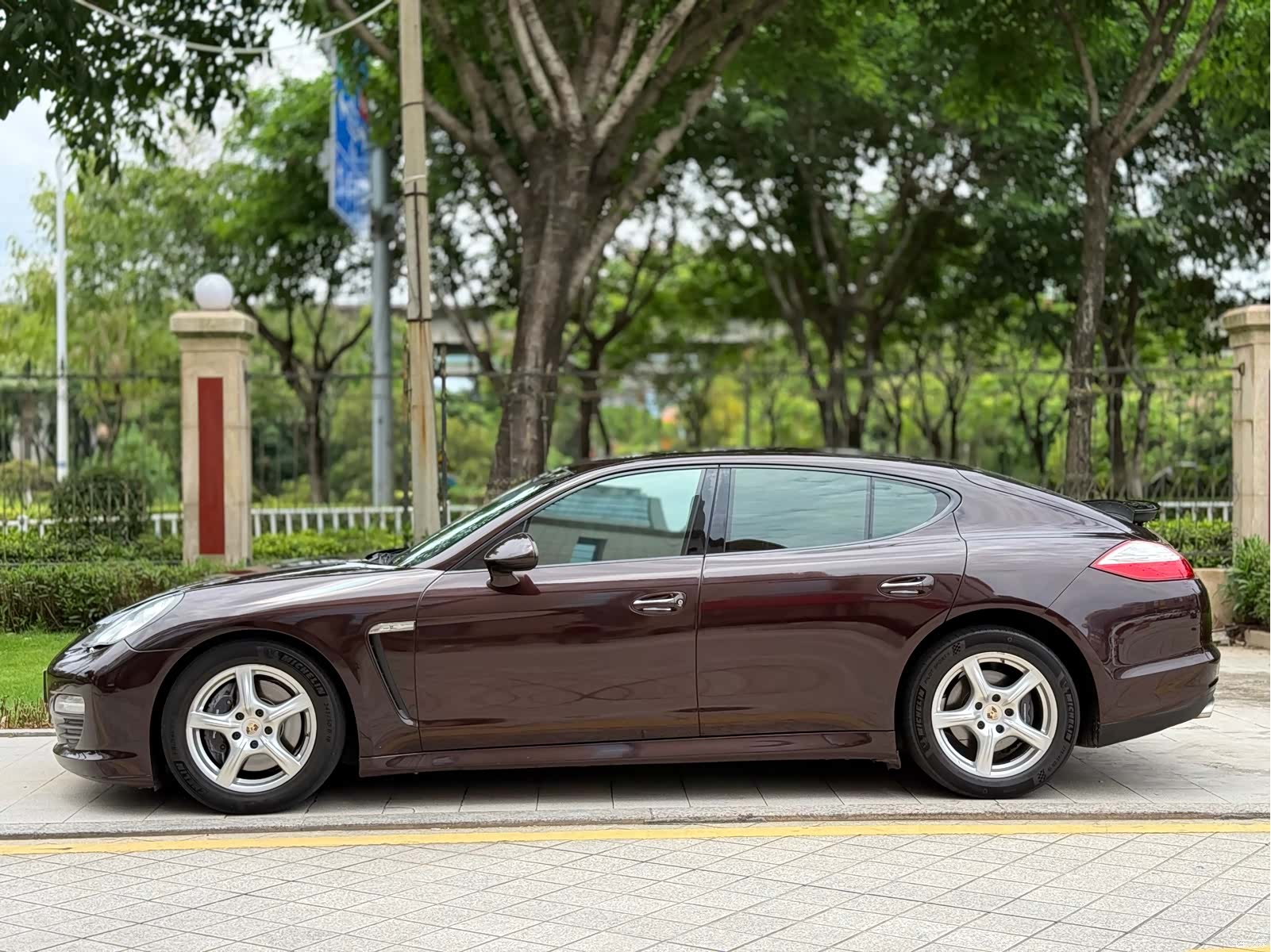 Porsche Panamera, 2012 8