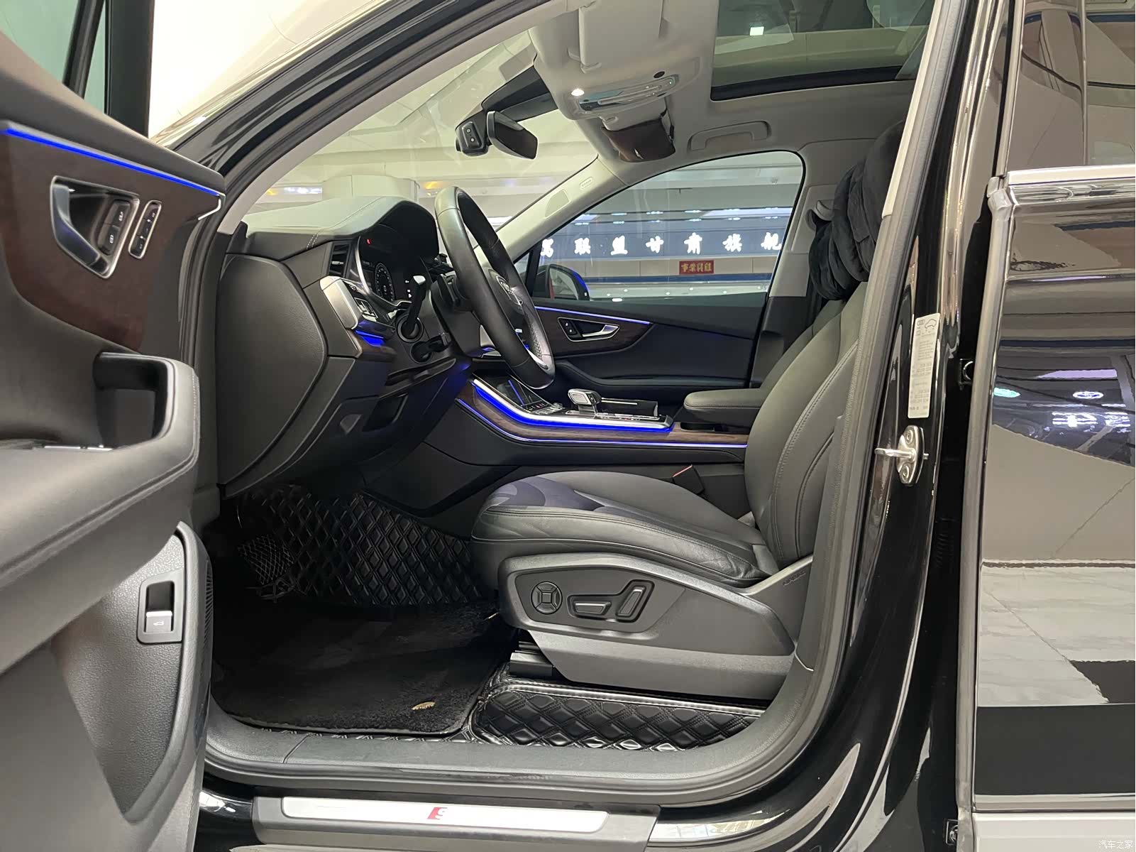 Audi Q7, 2023 7